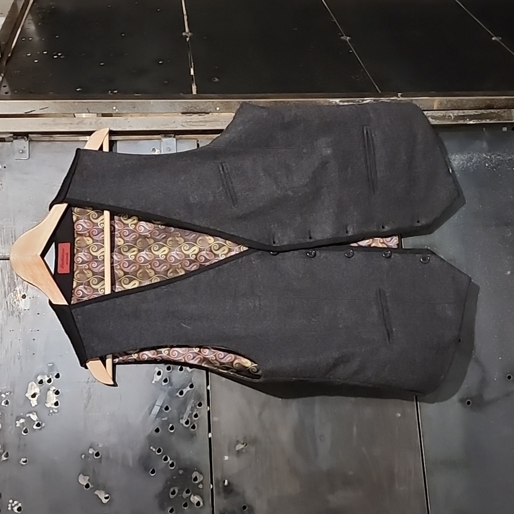 Wool vest grey